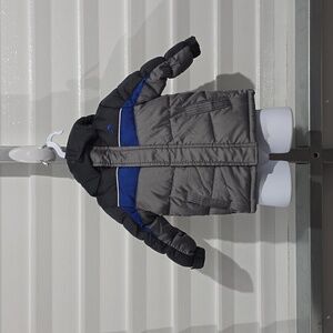 VERICAL 9  JACKET SIZE 12/18 MONTHS‎